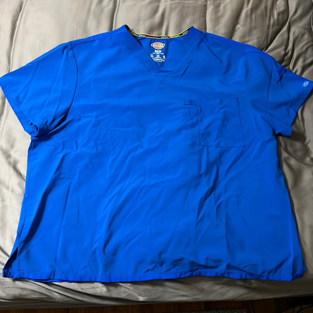 Dickies scrub shirt